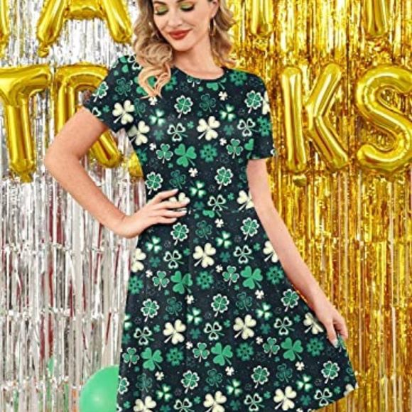 Women's St. Patrick's Day Short Sleeves Printed Tunic Dress - Picture 1 of 6
